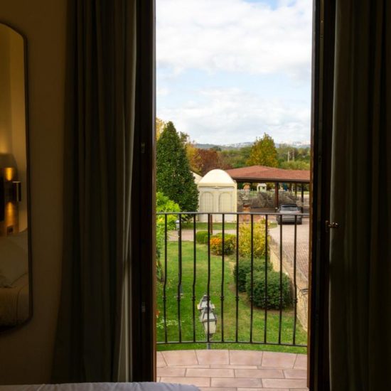 WhatsApp Image 2025-11-01 at 11.17.02